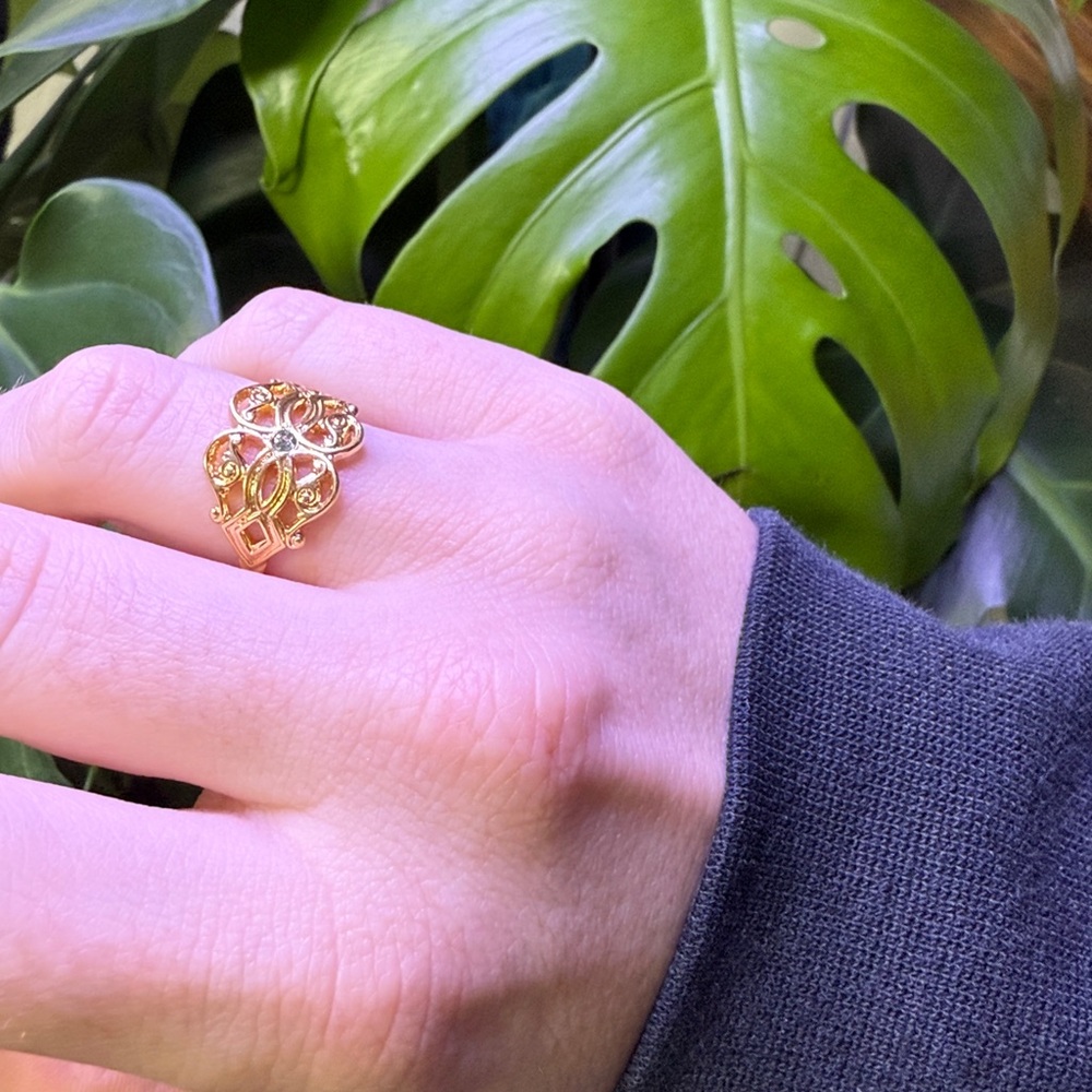 Vintage Avon Ring